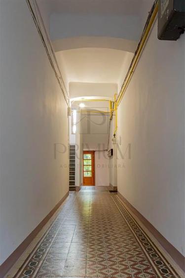 Apartament cu 3 camere circular în Elisabetin