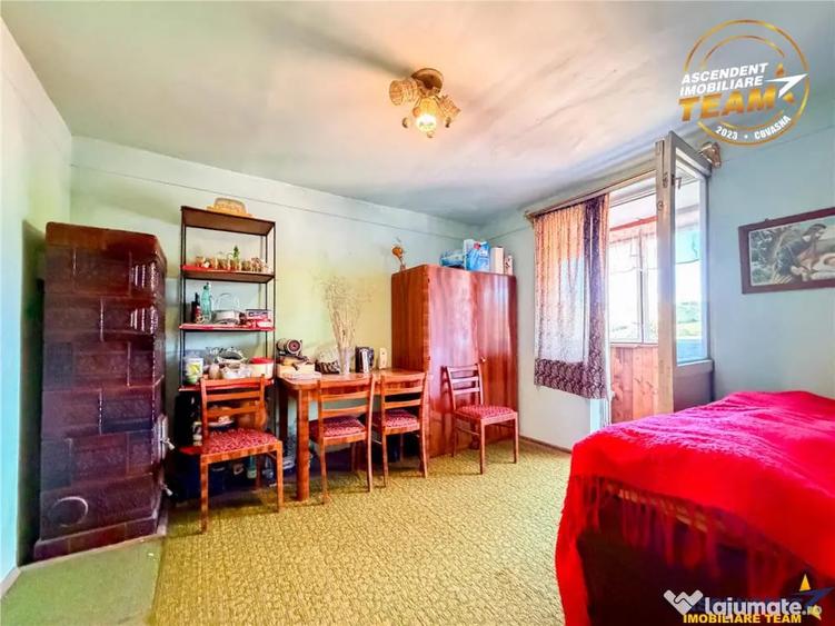 Apartament cu 3 camere decomandat în Malnaș