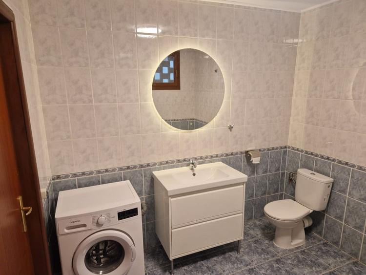 Apartament cu 3 camere, mobilat în Aviatorilor