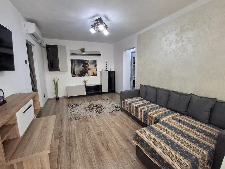 Apartament cu 2 camere semidecomandat în Micro 5