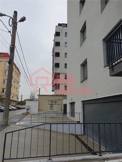 Apartament cu 2 camere decomandat în Fundeni