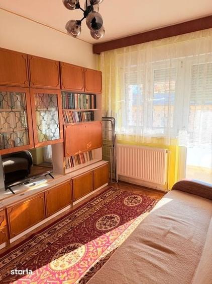 Apartament cu 4 camere în Ultracentral