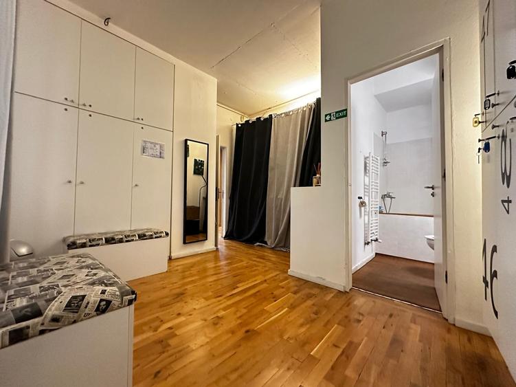 Apartament cu 4 camere decomandat în Eminescu