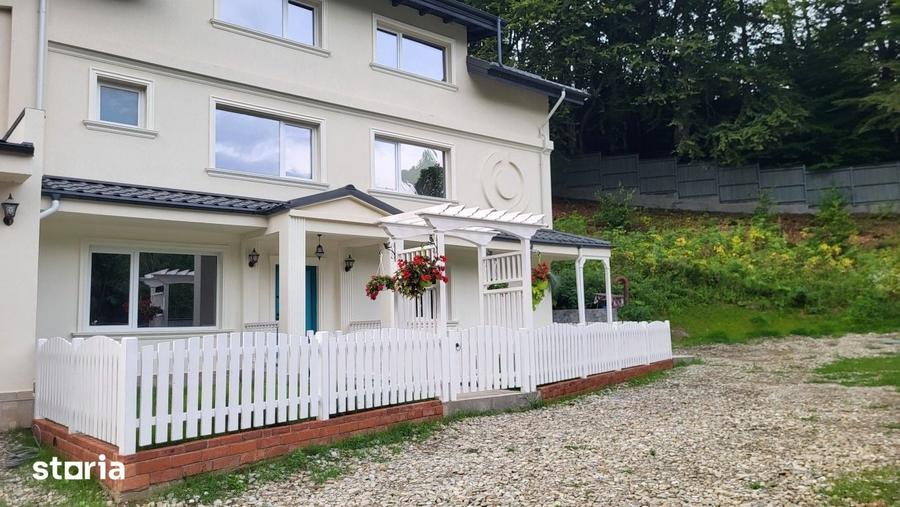 Casă cu Teren 1750 Mp în Măneciu