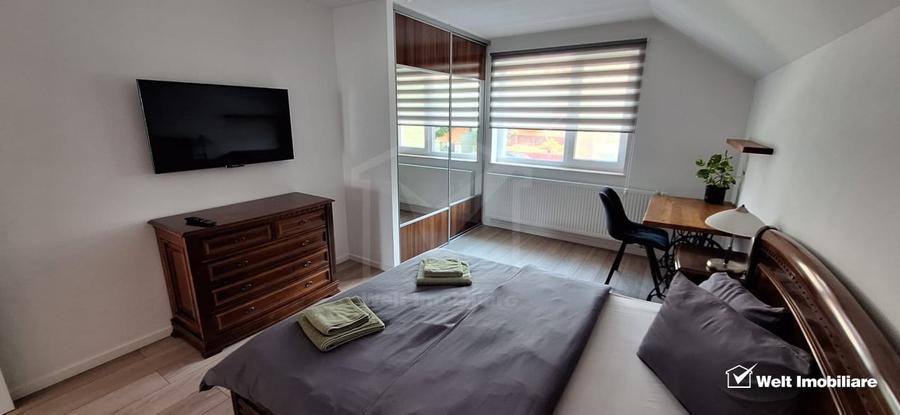 Apartament cu 3 camere semidecomandat, mobilat în Gruia