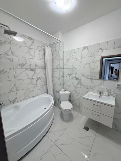 Apartament cu 3 camere decomandat în Militari