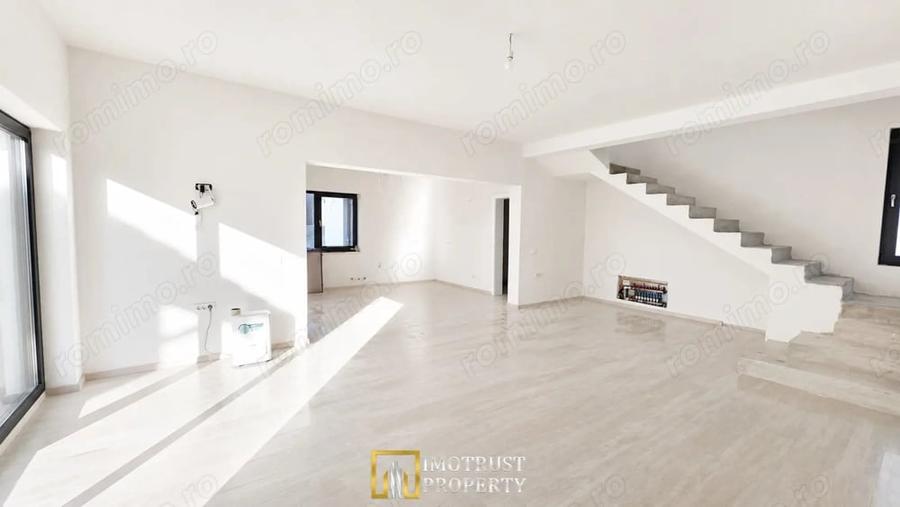 Casă cu 4 camere cu Teren 300 Mp în Tisa