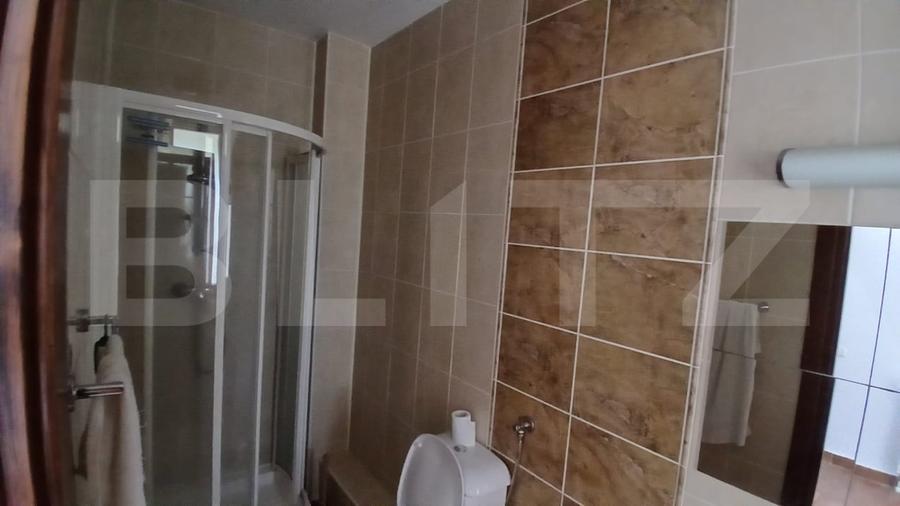 Casă individuală cu 5 camere cu Canalizare în Livezeni