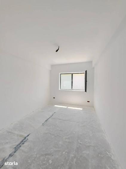 Casă cu 4 camere cu Teren 400 Mp în Crevedia