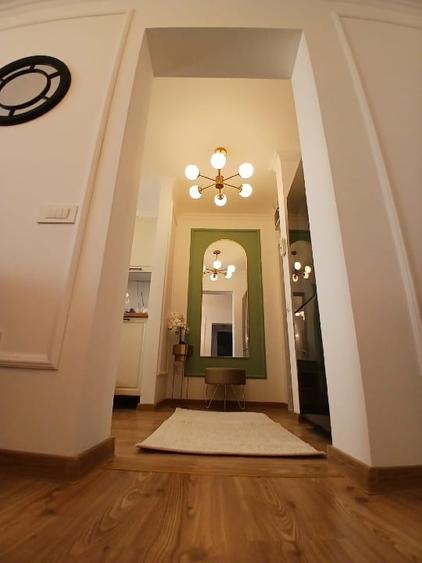 Apartament cu 2 camere, mobilat în Central