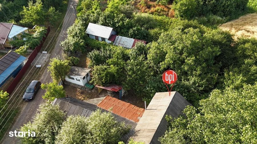 Casă cu 4 camere cu Teren 5600 Mp în Vulturești