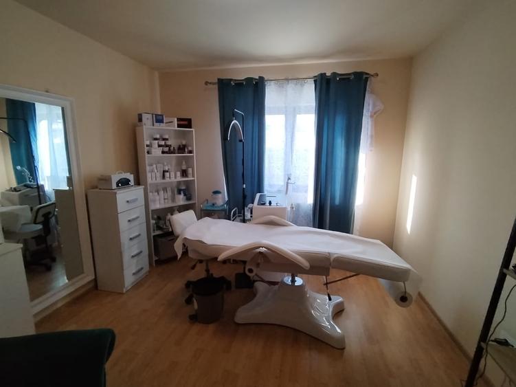 Spațiu comercial, de 80 mp, în Valea Adâncă