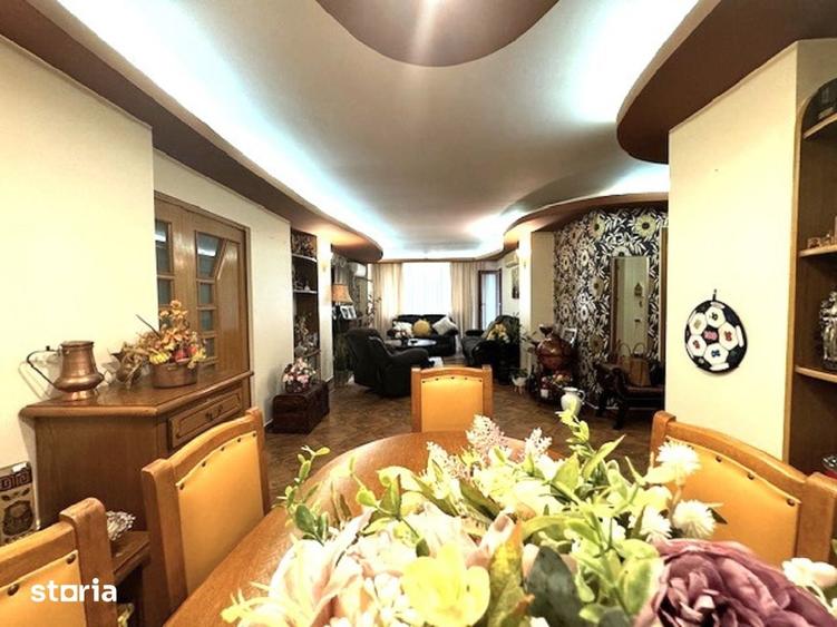 Apartament cu 4 camere în Central