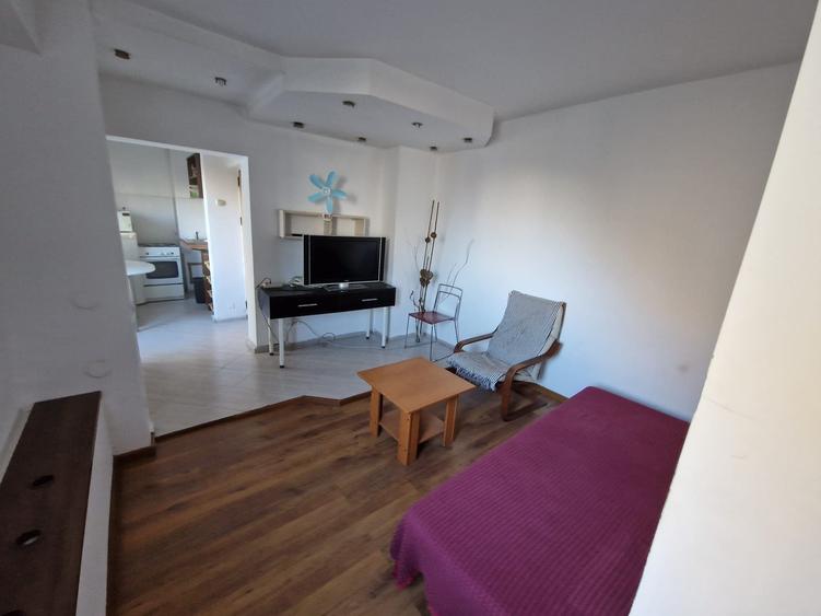 Apartament cu 2 camere decomandat în Ștefan cel Mare