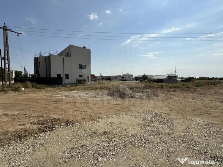 Teren de 435 mp, în Malu Mare