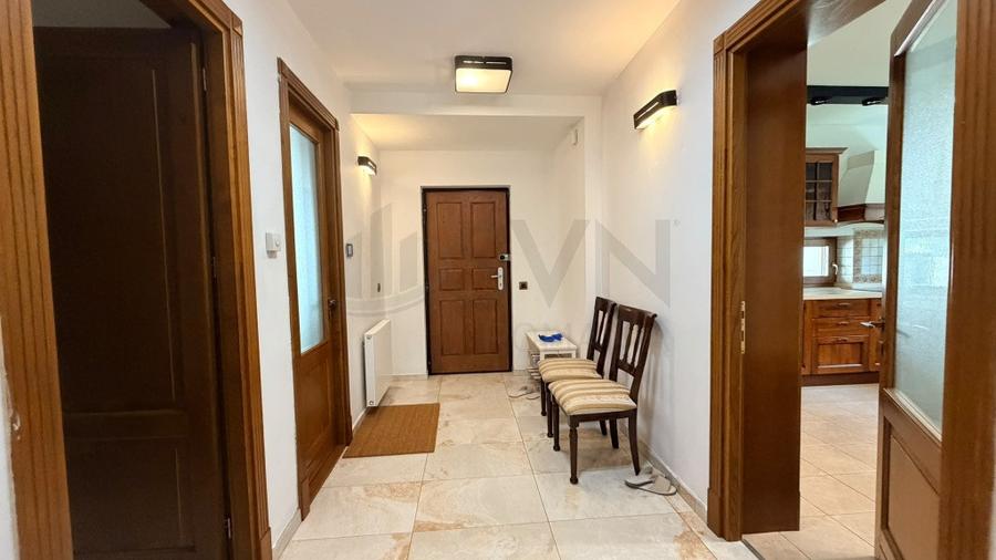 Casă cu 5 camere cu Teren 1000 Mp în Unirii