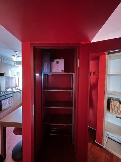 Apartament cu 2 camere semidecomandat, mobilat în Ultracentral