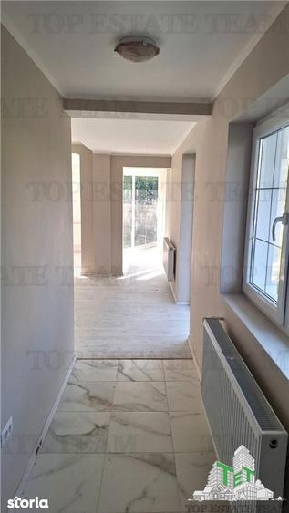 Casă cu 7 camere decomandat cu Teren 720 Mp în Crevedia