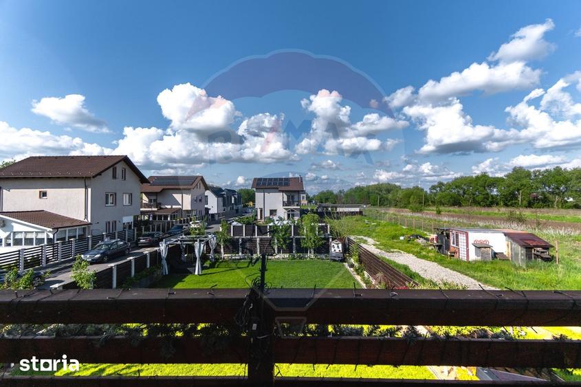 Casă cu 5 camere cu Teren 440 Mp în Bartolomeu