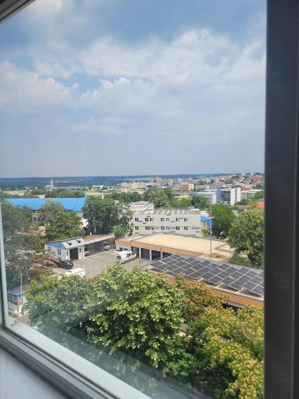 Apartament cu 2 camere decomandat în Exterior Vest