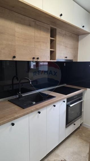 Duplex cu 5 camere cu Teren 250 Mp în Clinceni