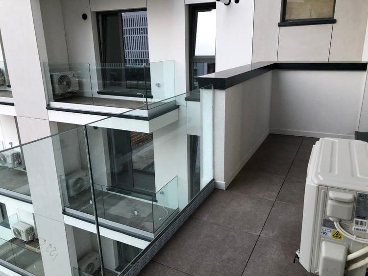 Apartament cu 2 camere semidecomandat, mobilat în Torontalului