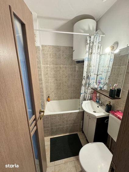 Apartament cu 2 camere în Podu Roș