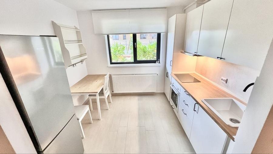 Apartament cu 2 camere decomandat în Cățelu