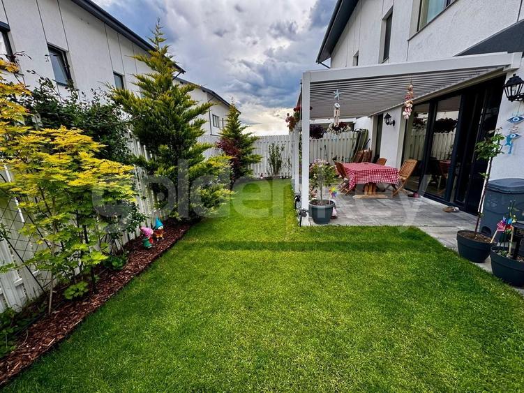 Duplex cu 5 camere cu Canalizare în Pipera