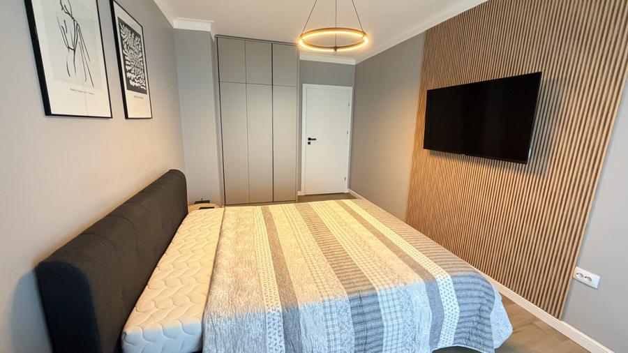 Apartament cu 2 camere semidecomandat, mobilat în Andrei Mureșanu