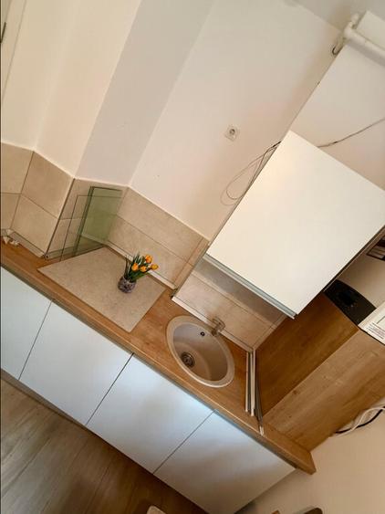 Apartament cu 2 camere decomandat în Griviței