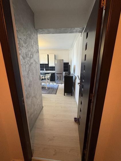 Apartament cu 2 camere decomandat în Berceni