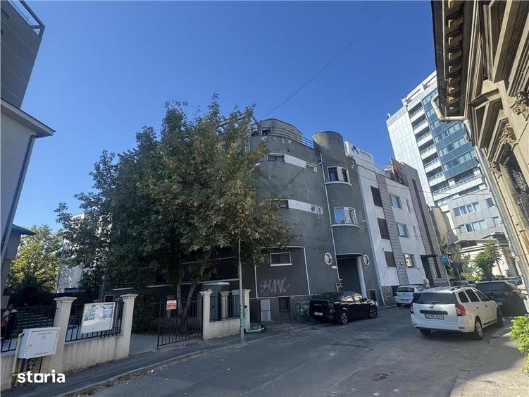 Apartament cu 3 camere în Unirii
