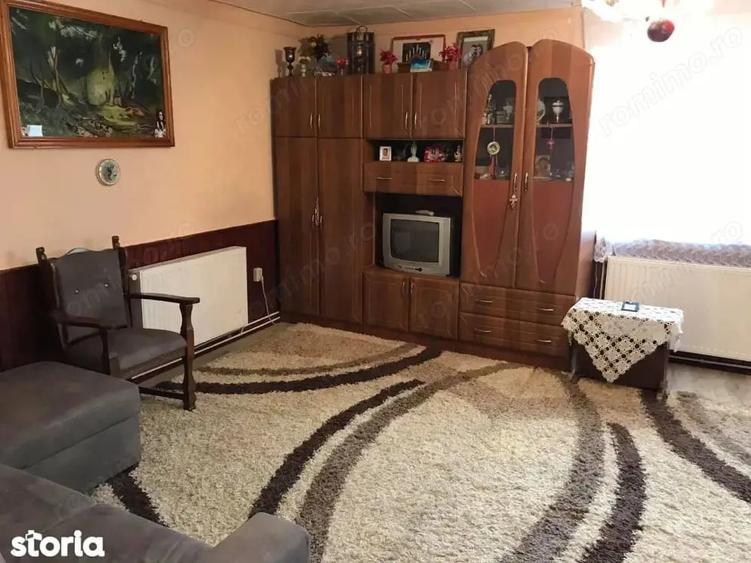 Casă cu 3 camere cu Teren 300 Mp în Semicentral