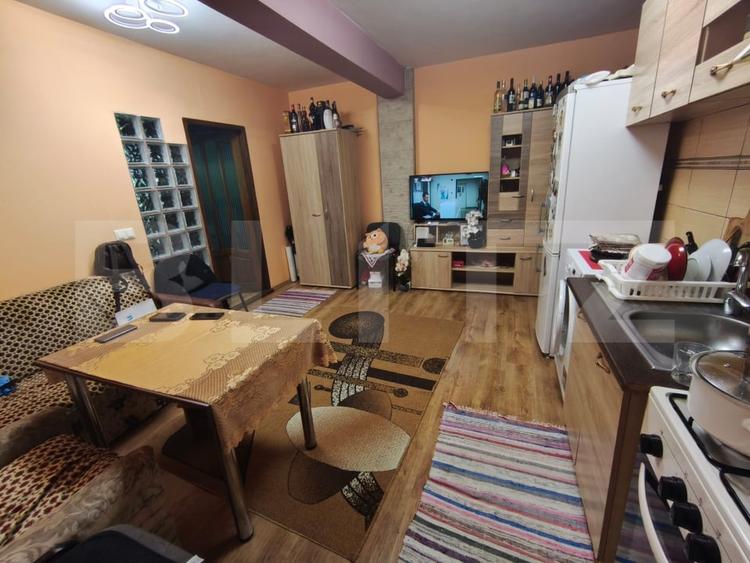 Apartament cu 2 camere semidecomandat, mobilat în Mănăștur