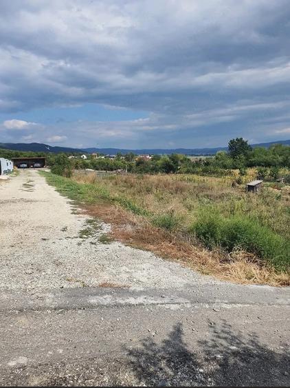 Teren de 1000 mp, în Central