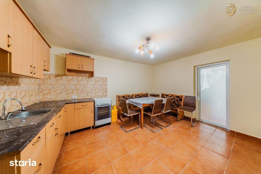Casă cu 3 camere cu Teren 1786 Mp în Mașloc