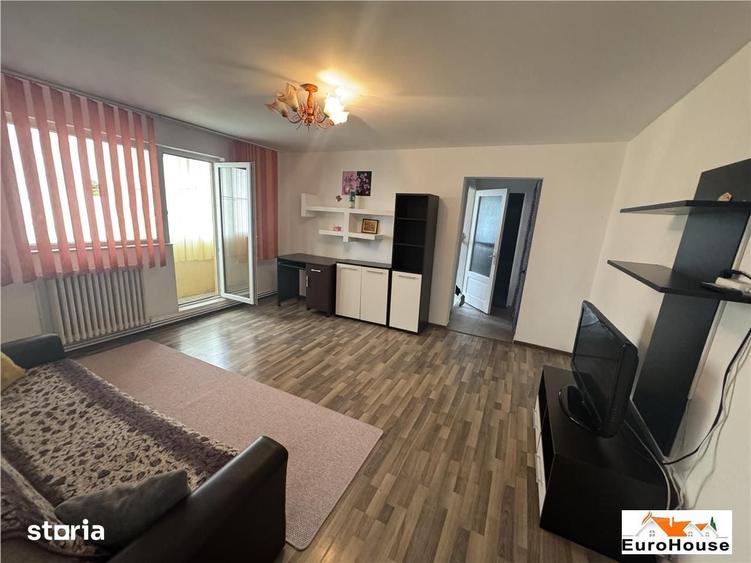 Apartament cu 2 camere în Cetate