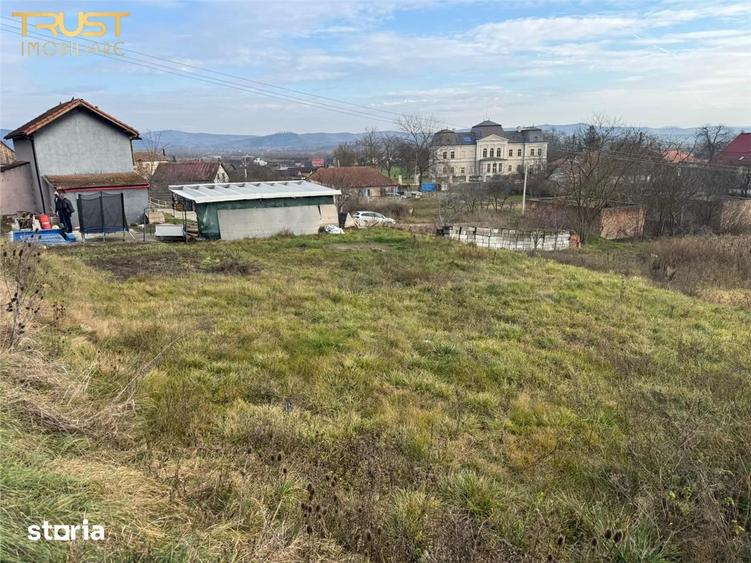 Casă cu 3 camere cu Teren 730 Mp în Bonț