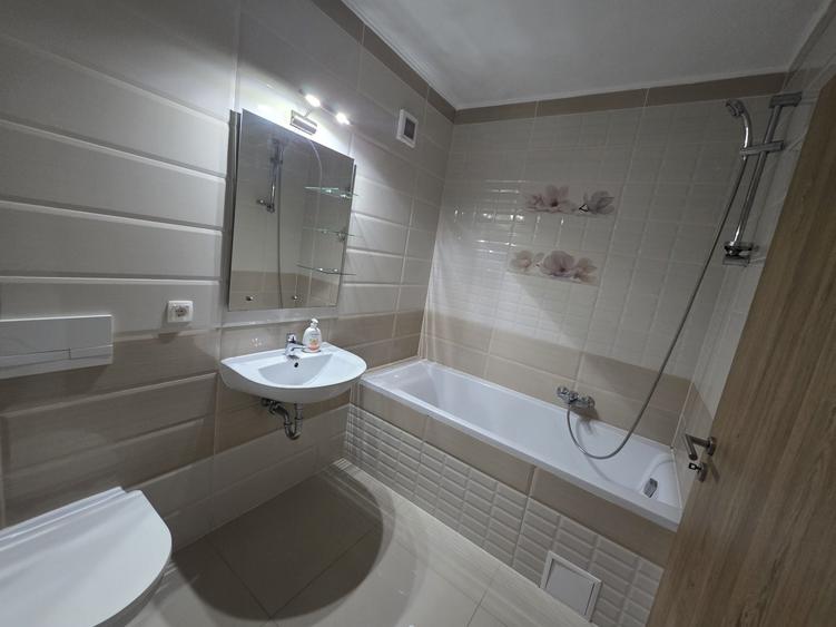 Apartament cu 2 camere decomandat în Avantgarden