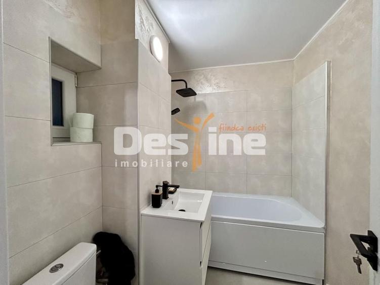 Apartament cu 2 camere decomandat în B-dul București