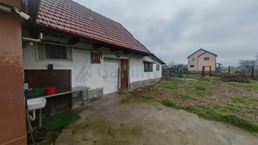 Casă individuală cu 5 camere cu Canalizare în Cauaceu