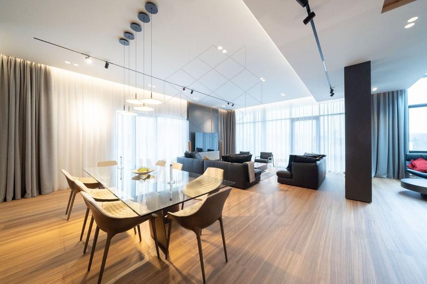 Penthouse cu 5 camere decomandat, mobilat în Băneasa