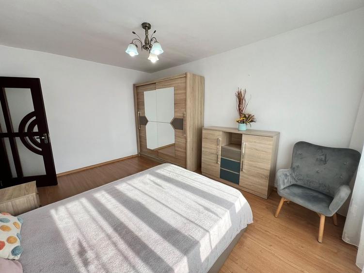 Apartament cu 3 camere decomandat, mobilat în Mănăștur
