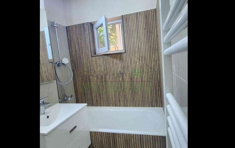 Apartament cu 2 camere decomandat în 13 Decembrie
