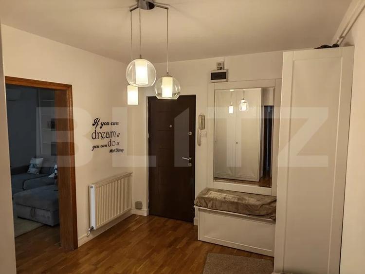 Apartament cu 3 camere decomandat, mobilat în Tătărași