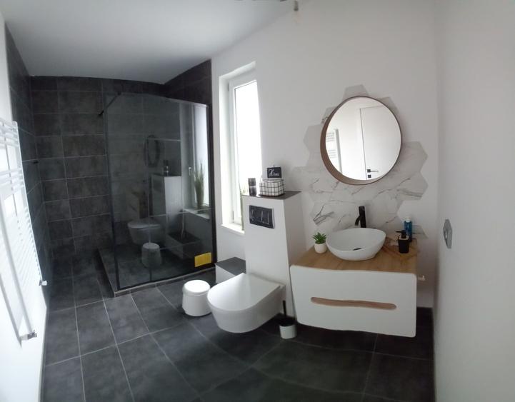 Casă cu 4 camere în Preajba