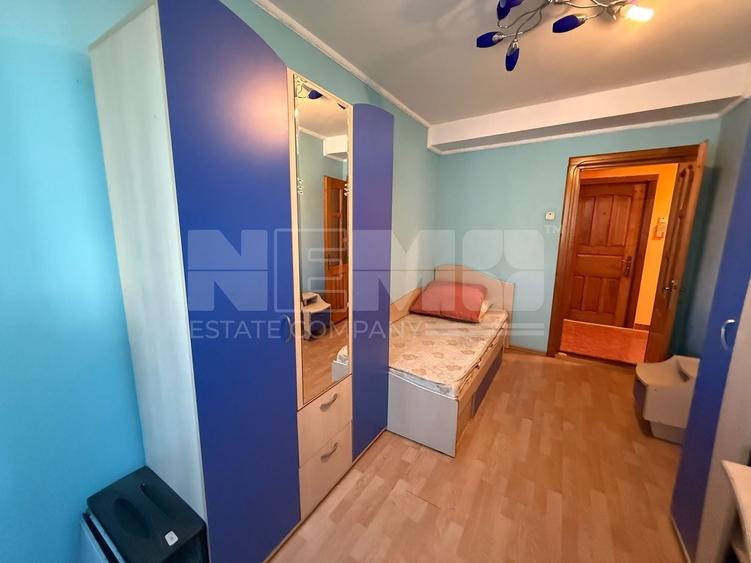 Apartament cu 4 camere circular în Central