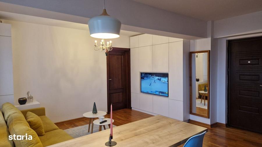 Apartament cu 3 camere în Central