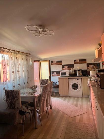 Casă cu 6 camere cu Teren 1273 Mp în Lița